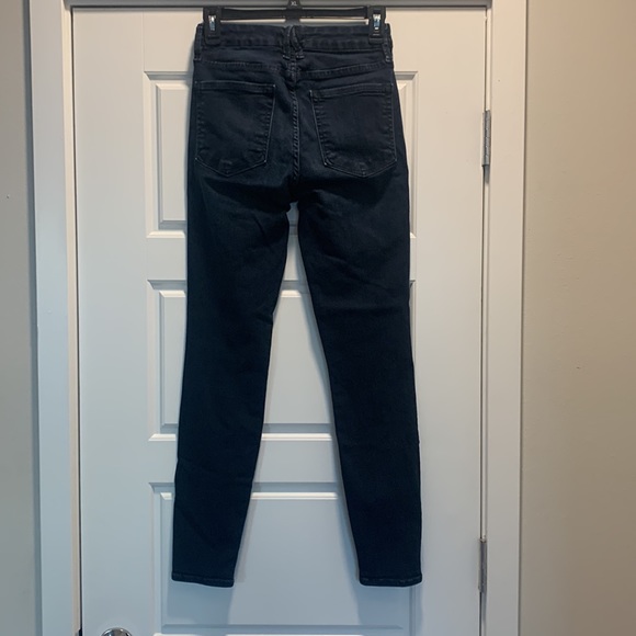 GOOD AMERICAN Good Legs Jeans - Picture 2 of 3